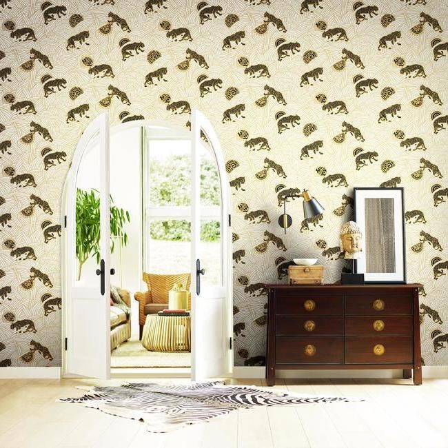 Обои Ronald Redding Tea Garden Tibetan Tigers AF6549 фото в интерьере